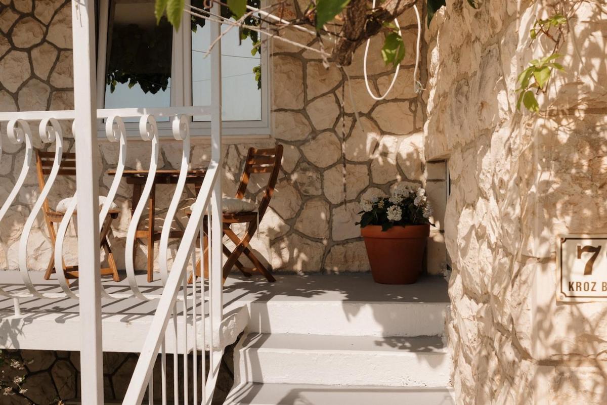 2Nd Hvar Home Apartments Hvar Town Exterior photo