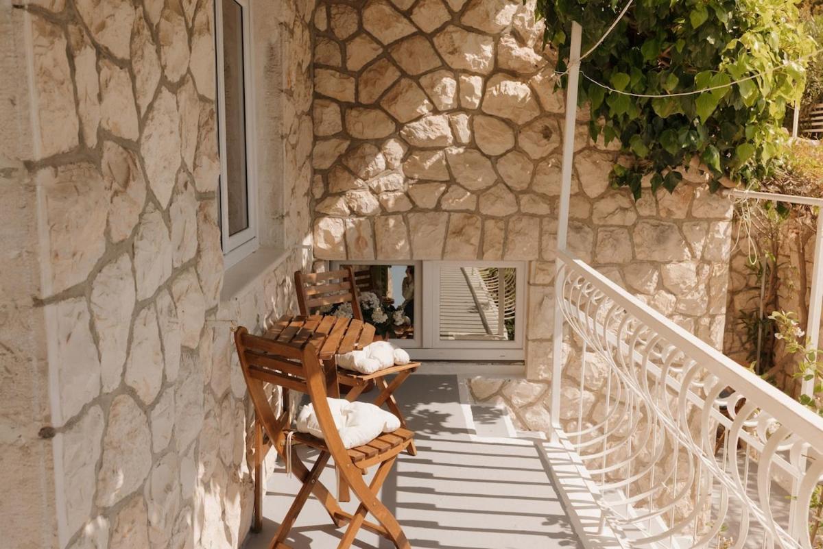 2Nd Hvar Home Apartments Hvar Town Exterior photo